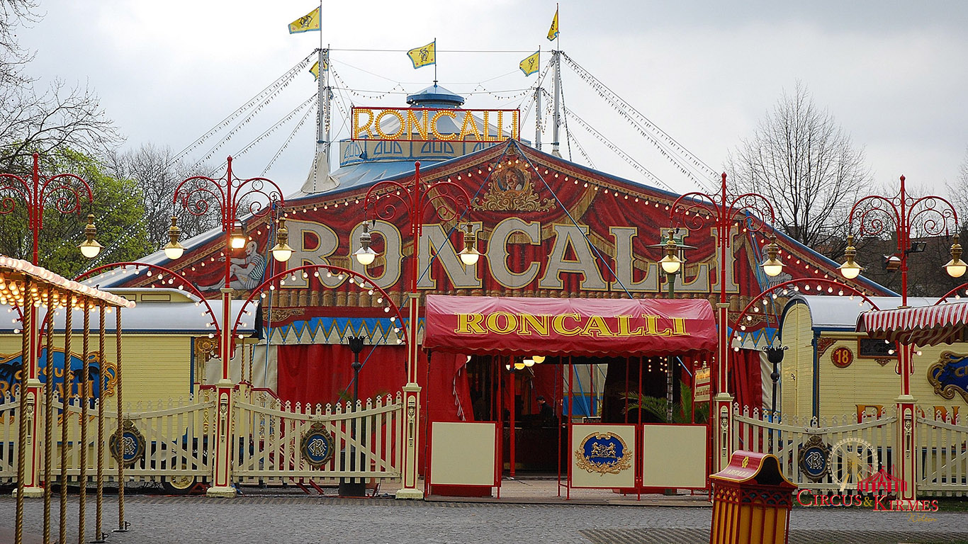 2011 Circus Roncalli In Bielefeld